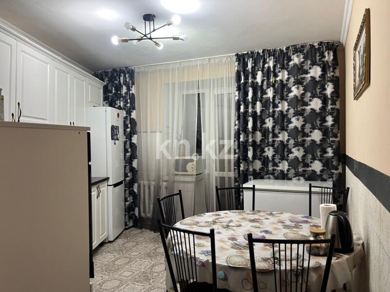 Продажа 3-комнатной квартиры, 90 м² - Продажа трехкомнатных квартир в Караганде фото 10 из 17