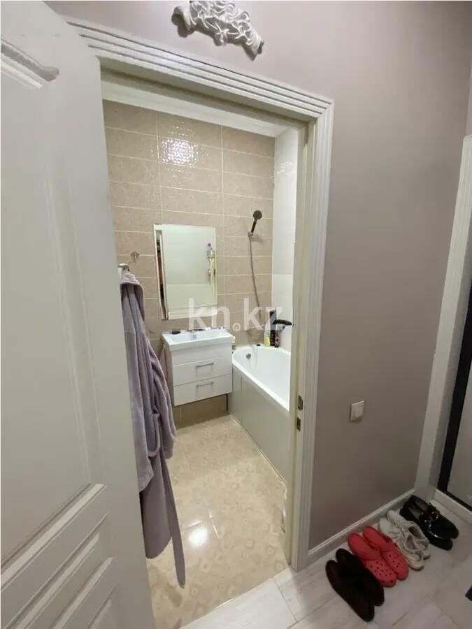 Продажа 1-комнатной квартиры, 38 м² - Продажа однокомнатных квартир в р-не Есиль Астаны - страница 10 фото 4 из 5