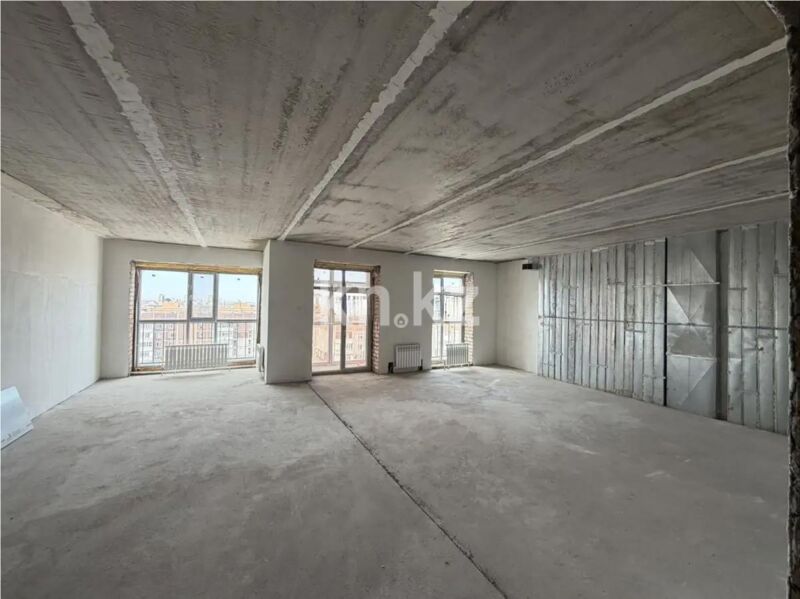 Продажа 3-комнатной квартиры, 104 м² - Продажа трехкомнатных квартир на Юго-Востоке Караганды - страница 13 фото 1 из 7