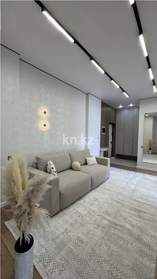 Продажа 3-комнатной квартиры, 62.3 м² - Продажа трехкомнатных квартир в блочном доме в Астане фото 1 из 8