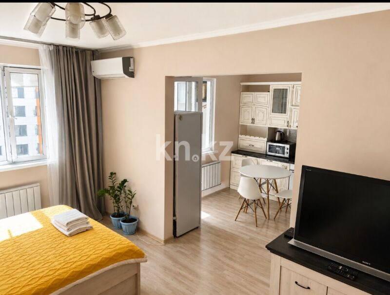 Аренда 1-комнатной квартиры, 40 м² - Аренда недвижимости в Алматы фото 3 из 6
