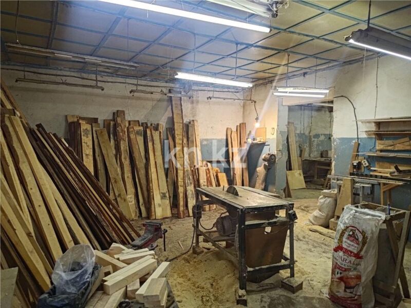 Продажа 6-комнатного дома, 340 м² - Продажа домов, коттеджей в Караганде - страница 4 фото 20 из 21