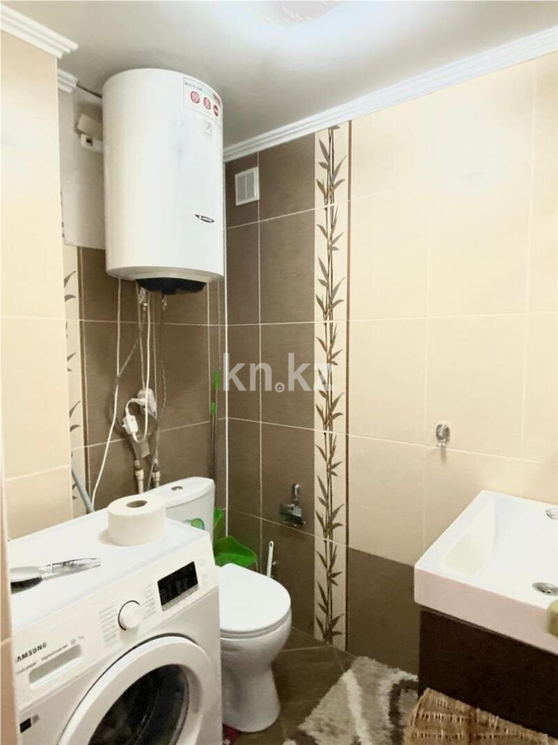 Продажа 4-комнатной квартиры, 118 м² - Продажа четырехкомнатных квартир в кирпичном доме в Караганде фото 8 из 11