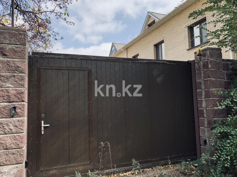 Продажа 5-комнатного дома, 400 м² - Продажа домов, коттеджей от собственников в Караганде - страница 2 фото 1 из 20