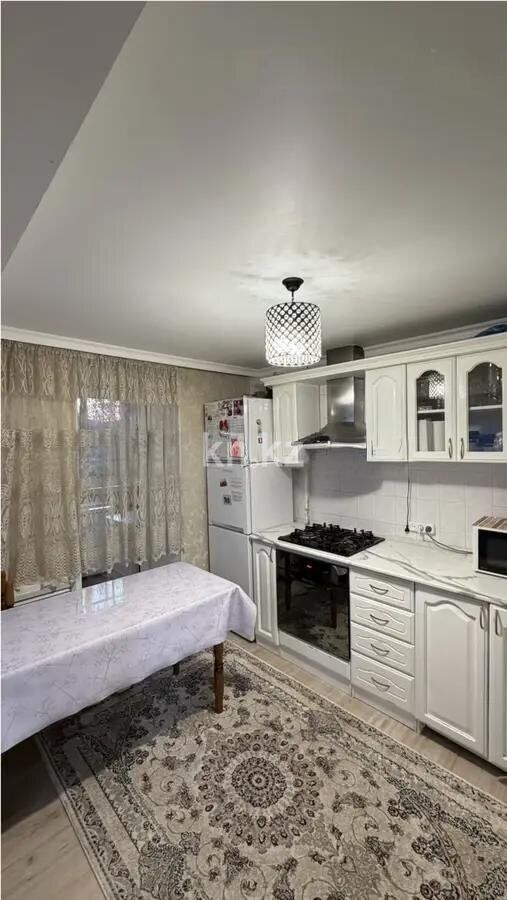 Продажа 3-комнатной квартиры, 69 м² - Продажа трехкомнатных квартир в кирпичном доме в Караганде - страница 3 фото 4 из 7