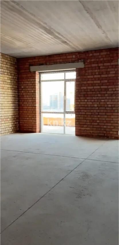 Продажа 3-комнатной квартиры, 131.2 м² - Продажа трехкомнатных квартир в кирпичном доме в Казахстане - страница 87 фото 1 из 3