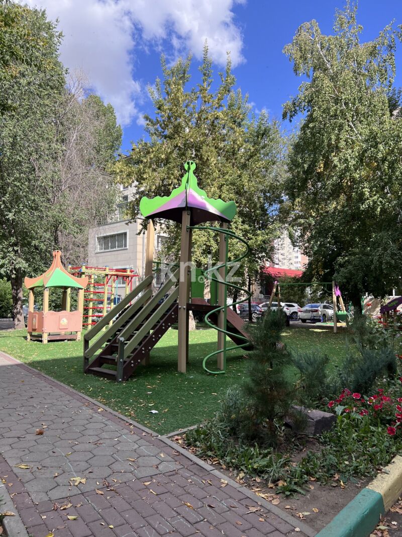 Продажа 3-комнатной квартиры, 62.5 м² - Продажа трехкомнатных квартир в кирпичном доме в Казахстане фото 11 из 13
