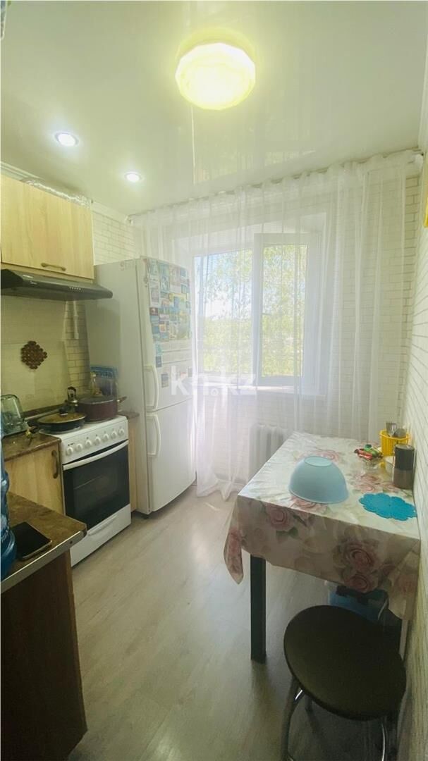 Продажа 2-комнатной квартиры, 44 м² - Продажа двухкомнатных квартир в Майкудуке Караганды - страница 16 фото 8 из 16