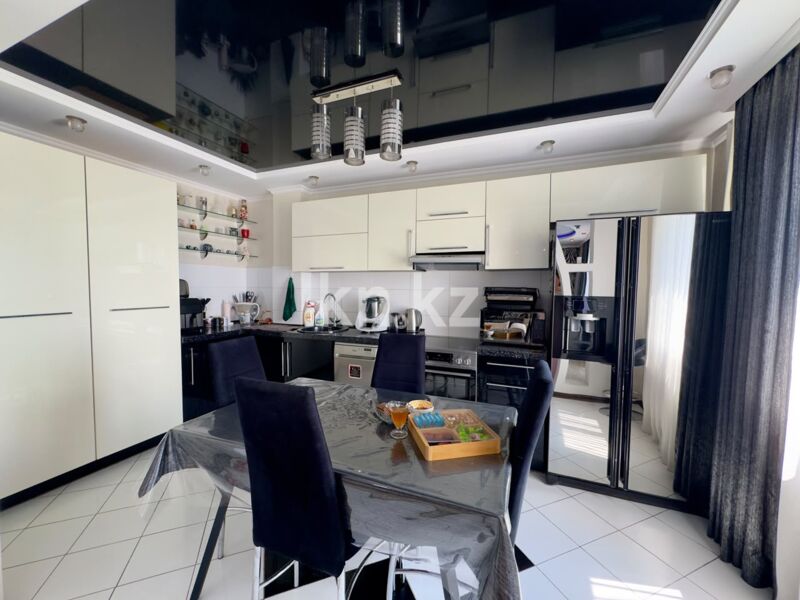 Продажа 4-комнатной квартиры, 90 м² - Продажа четырехкомнатных квартир в панельном доме в Караганде - страница 4 фото 4 из 22