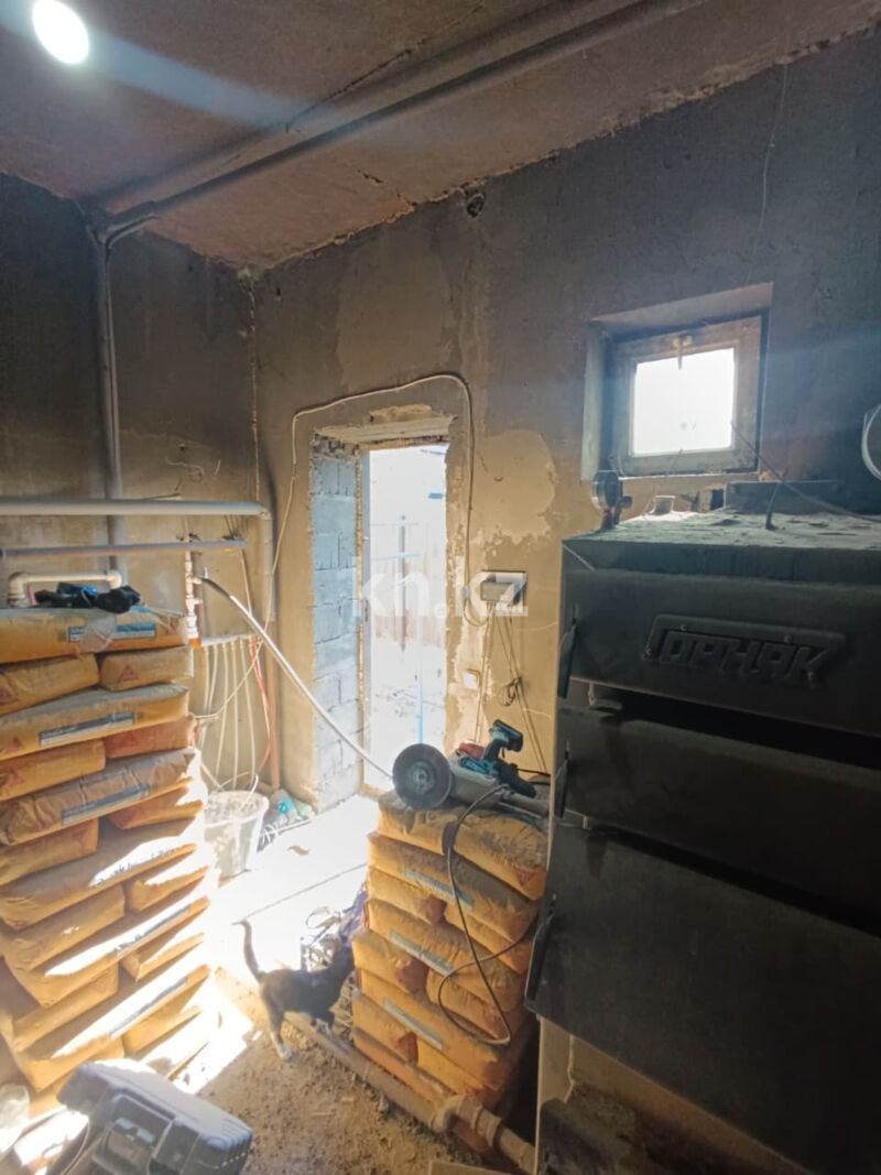 Продажа 5-комнатного дома, 200 м² - Продажа домов, коттеджей в Караганде - страница 3 фото 25 из 25