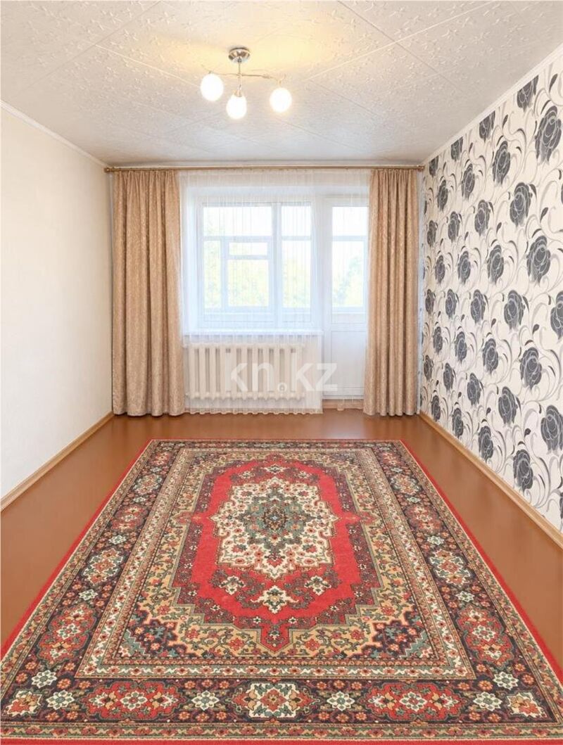 Продажа 3-комнатной квартиры, 69 м² - Продажа трехкомнатных квартир в кирпичном доме в Караганде фото 1 из 8