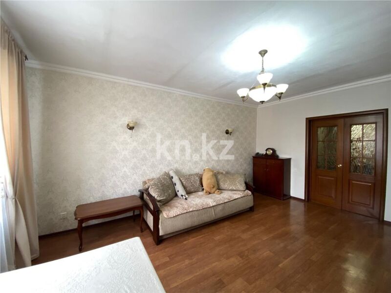 Продажа 3-комнатной квартиры, 90 м² - Продажа трехкомнатных квартир в кирпичном доме в Караганде - страница 20 фото 4 из 26
