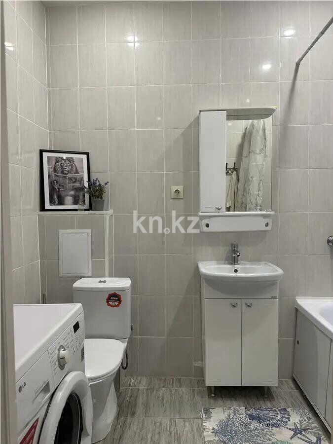 Продажа 1-комнатной квартиры, 38.3 м² - Продажа квартир в монолитно-каркасном доме в Казахстане - страница 36 фото 3 из 4