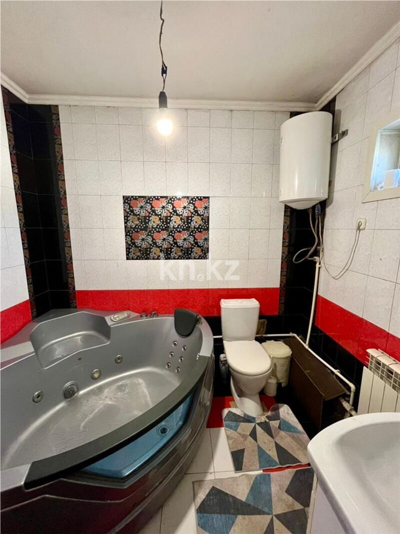 Продажа 3-комнатного дома, 108 м² - Продажа домов, коттеджей в Караганде - страница 5 фото 11 из 13