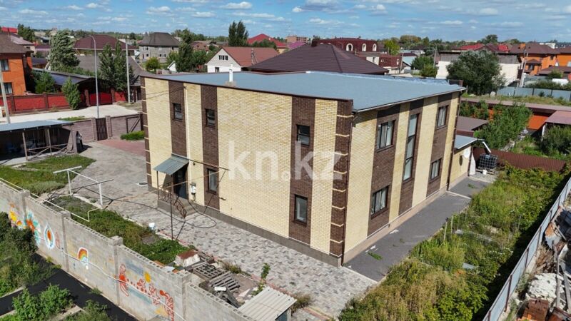 Продажа 7-комнатного дома, 410 м² - Продажа пятикомнатных и более домов, коттеджей в Астане фото 8 из 40
