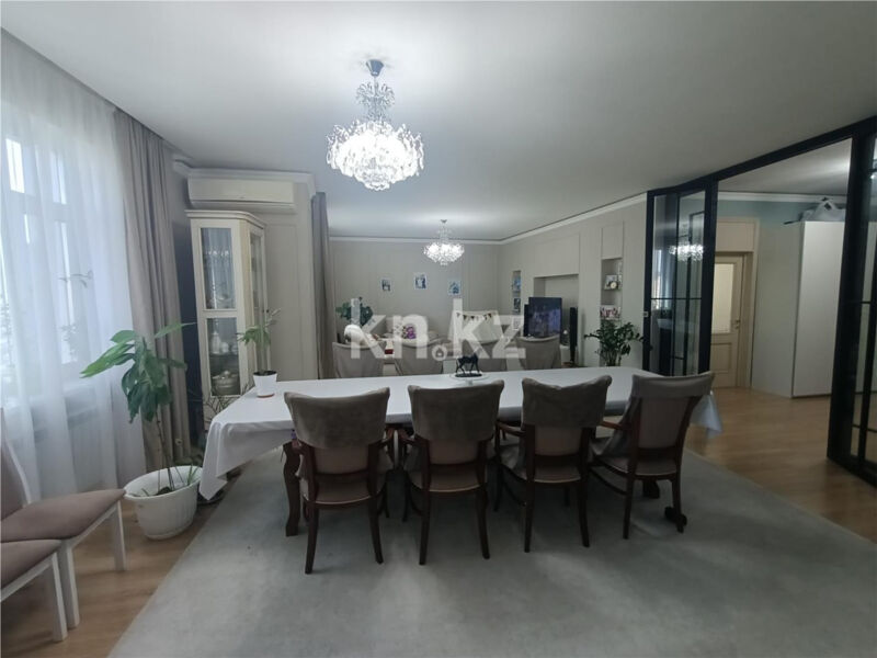 Продажа 5-комнатной квартиры, 200 м² - Продажа пятикомнатных и более квартир в монолитно-каркасном доме в Астане фото 4 из 47