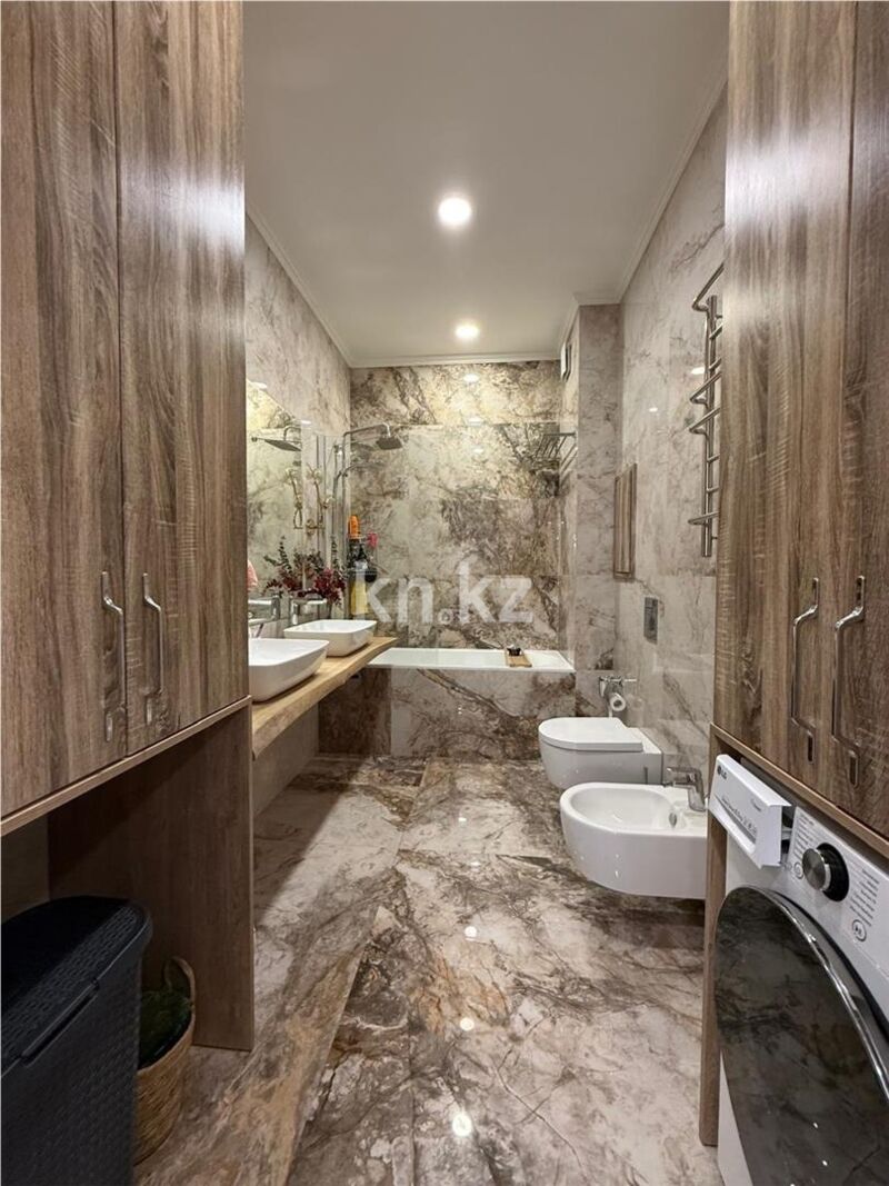 Продажа 4-комнатной квартиры, 105 м² - Продажа четырехкомнатных квартир в кирпичном доме в Караганде - страница 4 фото 14 из 17