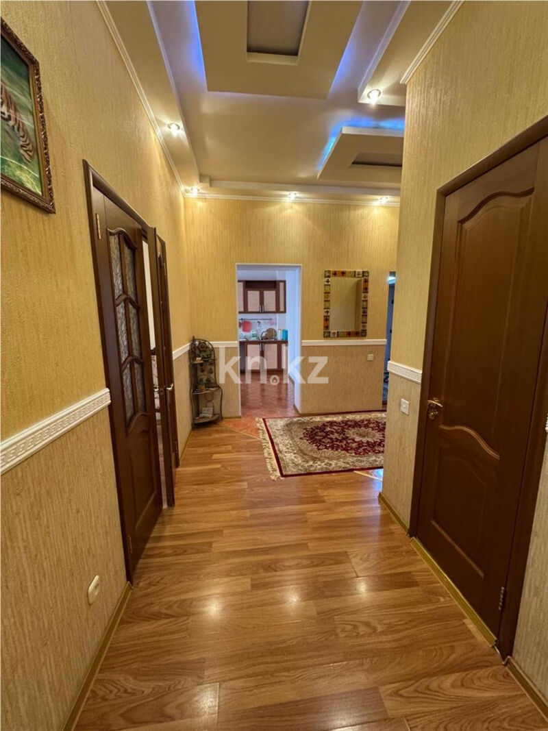 Продажа 4-комнатной квартиры, 121 м² - Продажа четырехкомнатных квартир в кирпичном доме в Караганде - страница 6 фото 10 из 15