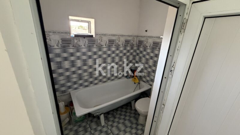 Продажа 3-комнатного дома, 70 м² - Недвижимость в Шымкенте - страница 2 фото 11 из 12