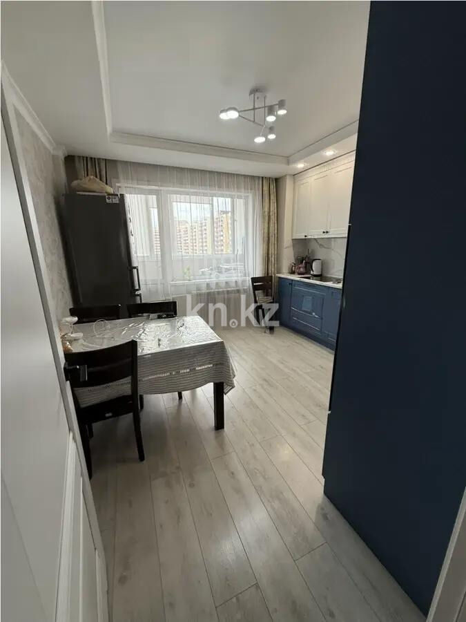 Продажа 3-комнатной квартиры, 90 м² - Продажа квартир в блочном доме в Караганде фото 3 из 6