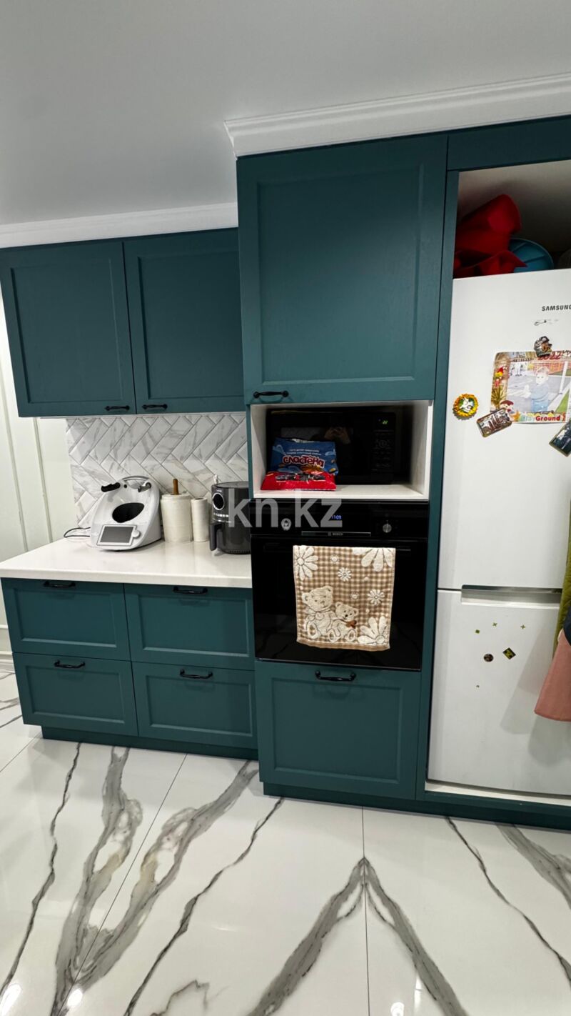 Продажа 4-комнатной квартиры, 134.9 м² - Продажа четырехкомнатных квартир в кирпичном доме в Караганде - страница 4 фото 4 из 33