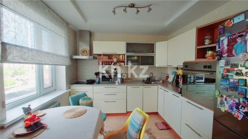 Продажа 4-комнатной квартиры, 76 м² - Продажа четырехкомнатных квартир в Караганде - страница 4 фото 3 из 15