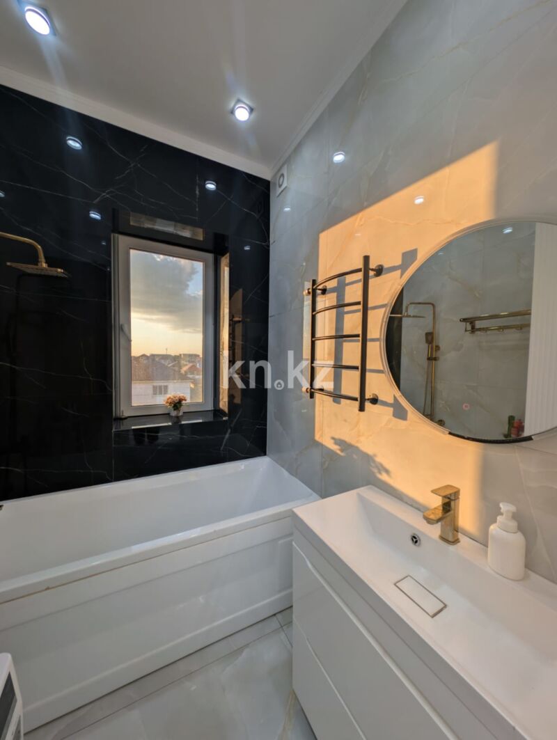 Продажа 4-комнатной квартиры, 115 м² - Продажа четырехкомнатных квартир в Уральске фото 23 из 31