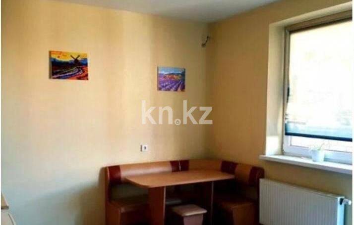 Аренда 1-комнатной квартиры посуточно, 37 м² - Аренда однокомнатных квартир посуточно в Усть-Каменогорске фото 3 из 3