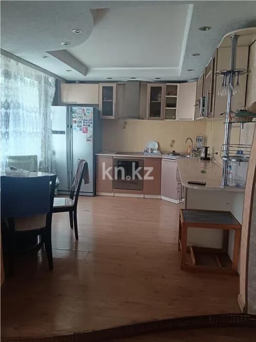Продажа 3-комнатной квартиры, 92 м² - Продажа трехкомнатных квартир в Темиртау - страница 3 фото 5 из 8