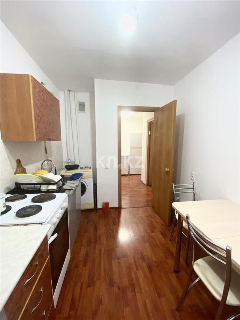 Продажа 3-комнатной квартиры, 64 м² - Продажа трехкомнатных квартир в Майкудуке Караганды - страница 3 фото 8 из 11