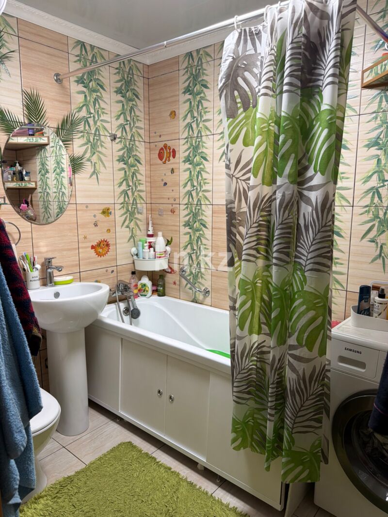 Продажа 3-комнатной квартиры, 57 м² - Продажа трехкомнатных квартир в панельном доме в Караганде фото 8 из 9
