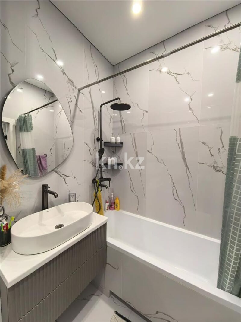 Продажа 3-комнатной квартиры, 70 м² - Продажа трехкомнатных квартир на Юго-Востоке Караганды - страница 8 фото 14 из 21