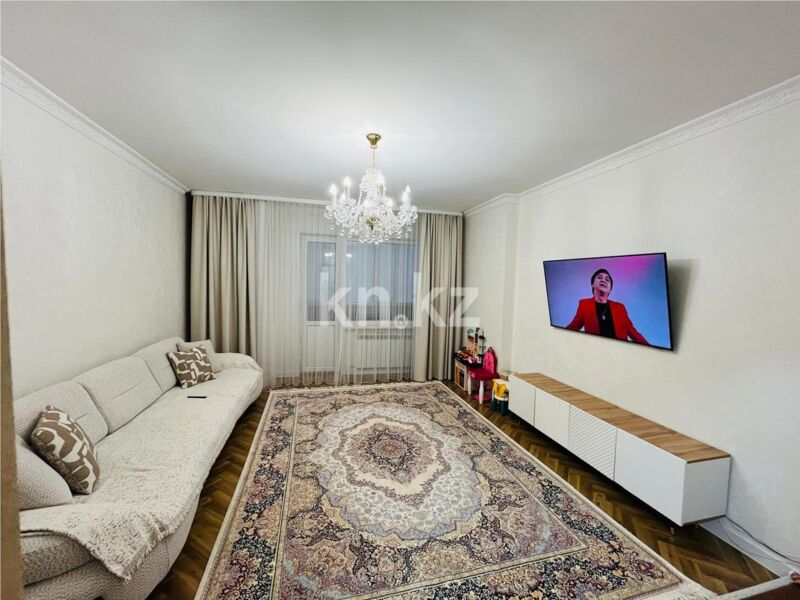 Продажа 2-комнатной квартиры, 73 м² - Продажа квартир в блочном доме в Караганде - страница 2 фото 2 из 18