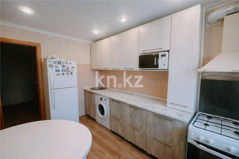 Продажа 4-комнатной квартиры, 75 м² - Продажа четырехкомнатных квартир в кирпичном доме в Караганде - страница 7 фото 6 из 11