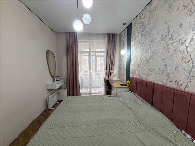 Продажа 4-комнатной квартиры, 100 м² - Продажа квартир на Юго-Востоке Караганды - страница 2 фото 13 из 24