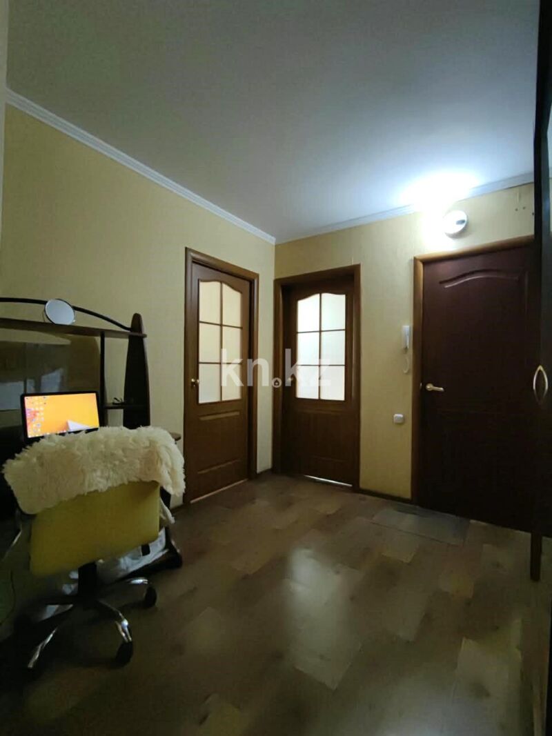 Продажа 3-комнатной квартиры, 63 м² - Продажа трехкомнатных квартир на Юго-Востоке Караганды фото 33 из 40