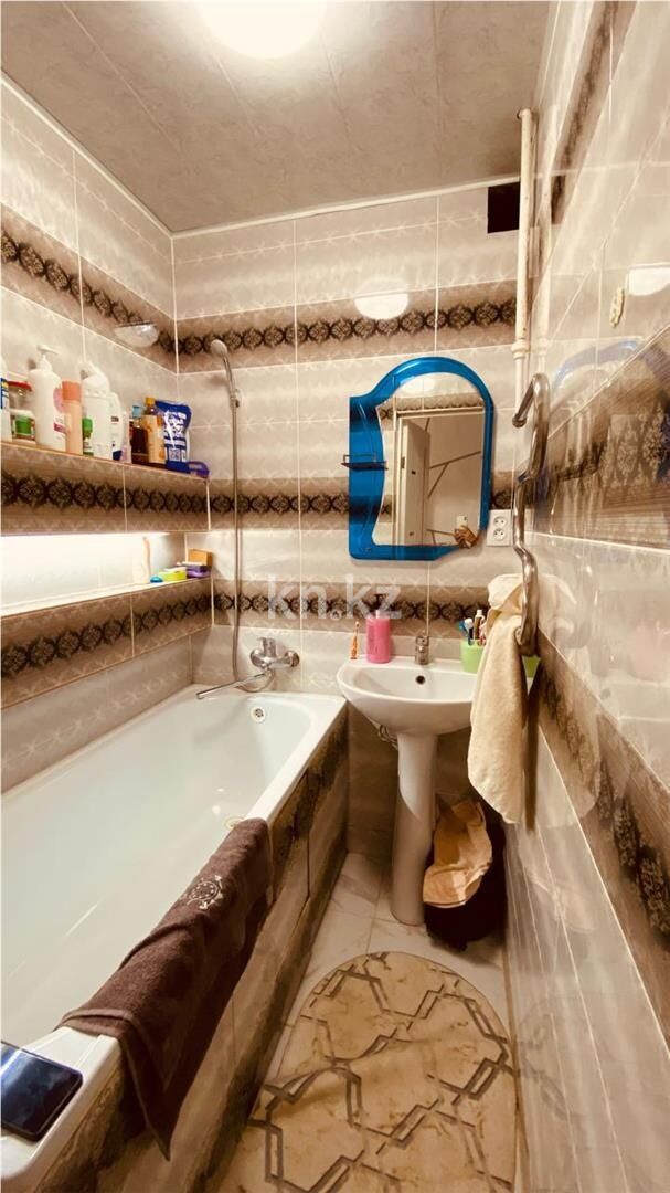 Продажа 3-комнатной квартиры, 58 м² - Продажа трехкомнатных квартир в Майкудуке Караганды - страница 5 фото 10 из 11
