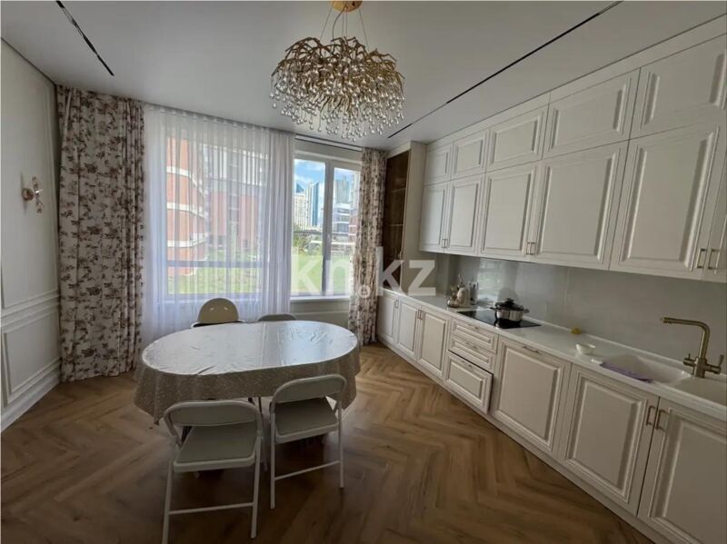 Продажа 4-комнатной квартиры, 140.8 м² - Продажа четырехкомнатных квартир в блочном доме в Казахстане - страница 11 фото 1 из 2