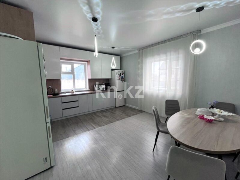 Продажа 4-комнатного дома, 222.9 м² - Продажа домов, коттеджей в Караганде - страница 6 фото 9 из 56