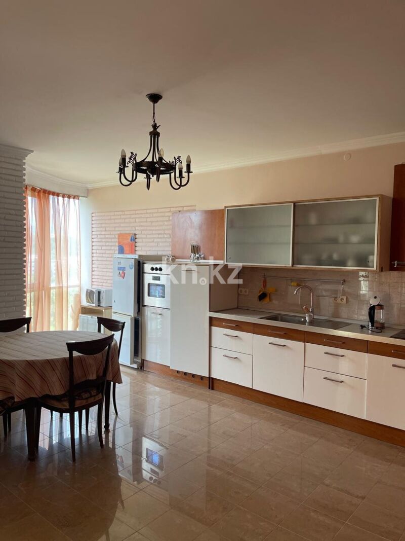 Аренда 2-комнатной квартиры, 137 м² - Аренда недвижимости в Алматы фото 5 из 17