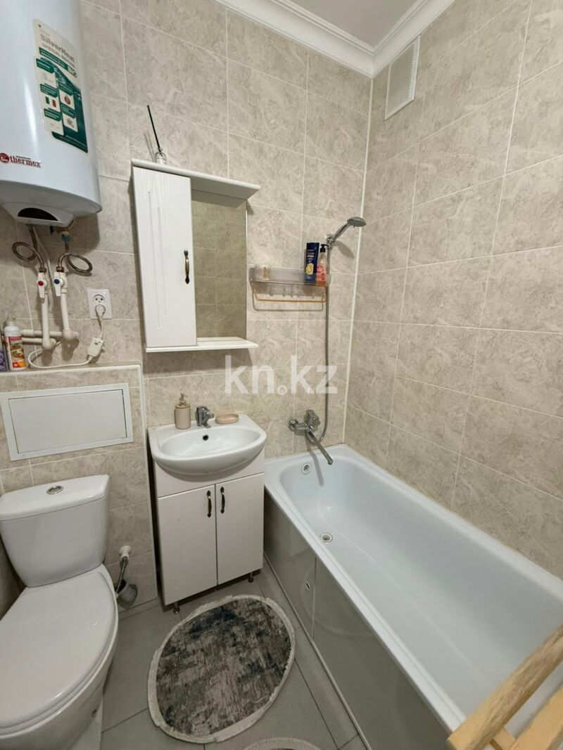 Продажа 2-комнатной квартиры, 60 м² - Продажа двухкомнатных квартир в монолитно-каркасном доме в Караганде - страница 2 фото 13 из 18