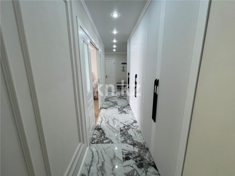 Продажа 3-комнатной квартиры, 70 м² - Продажа квартир в монолитно-каркасном доме в Караганде - страница 7 фото 10 из 13