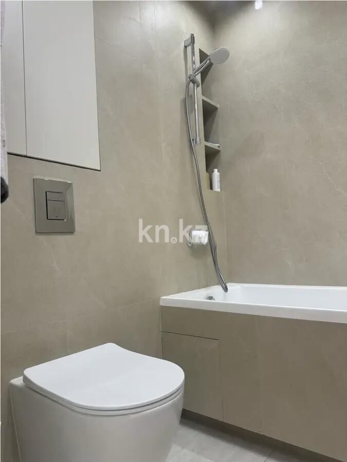 Продажа 5-комнатной квартиры, 174.4 м² - Продажа пятикомнатных и более квартир в кирпичном доме в Алматы фото 4 из 4