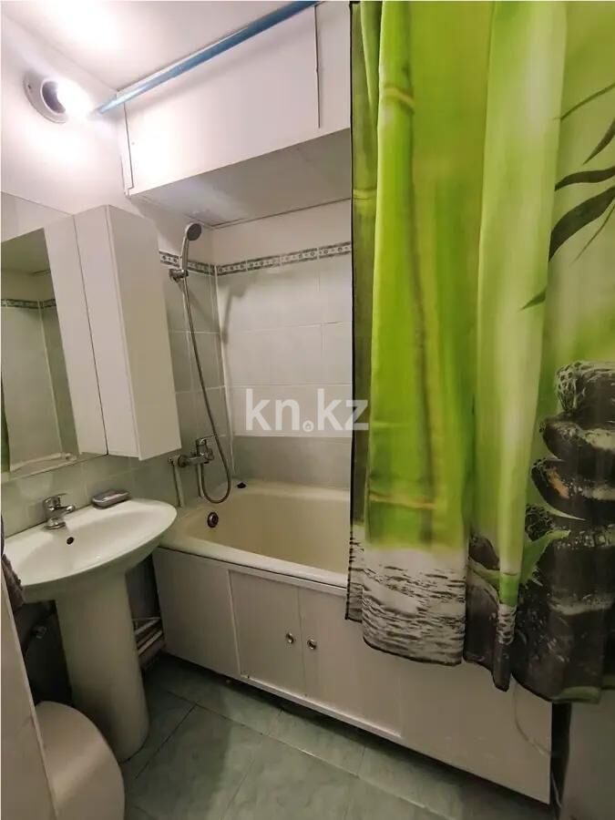 Продажа 3-комнатной квартиры, 63 м² - Продажа трехкомнатных квартир в Караганде - страница 2 фото 5 из 7