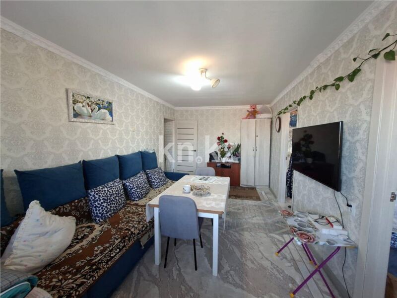 Продажа 3-комнатной квартиры, 48 м² - Продажа трехкомнатных квартир в Пришахтинске Караганды фото 2 из 14