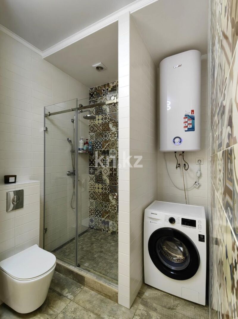 Продажа 4-комнатной квартиры, 138.4 м² - Продажа четырехкомнатных квартир в кирпичном доме в Караганде фото 13 из 31