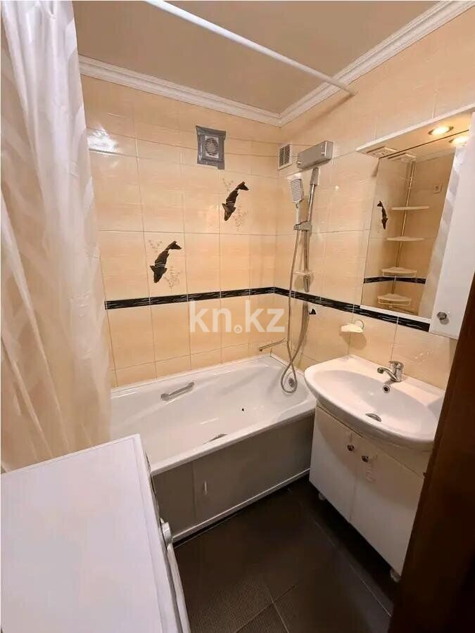 Продажа 4-комнатной квартиры, 83 м² - Продажа квартир в кирпичном доме в Караганде фото 6 из 9