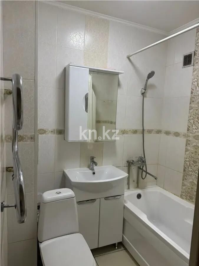 Продажа 2-комнатной квартиры, 41.1 м² - Продажа двухкомнатных квартир в панельном доме в Алматы - страница 27 фото 3 из 3