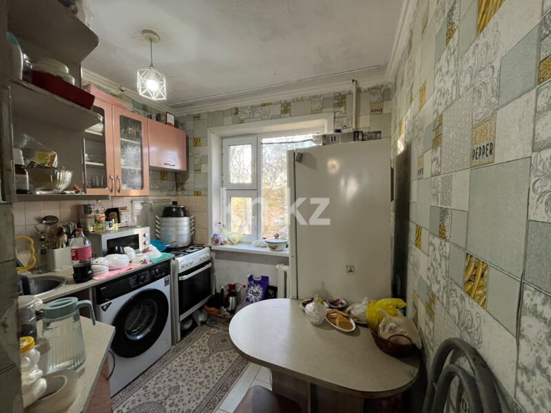 Продажа 3-комнатной квартиры, 63 м² - Продажа трехкомнатных квартир в Майкудуке Караганды - страница 3 фото 1 из 16