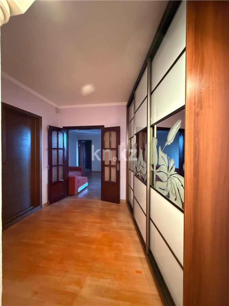 Продажа 4-комнатной квартиры, 80 м² - Продажа четырехкомнатных квартир в панельном доме в Караганде - страница 4 фото 19 из 22